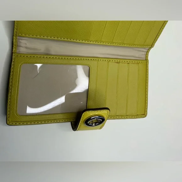 Coach Park Signature Turnlock Wallet Khaki with Yellow trim - Picture 4 of 5